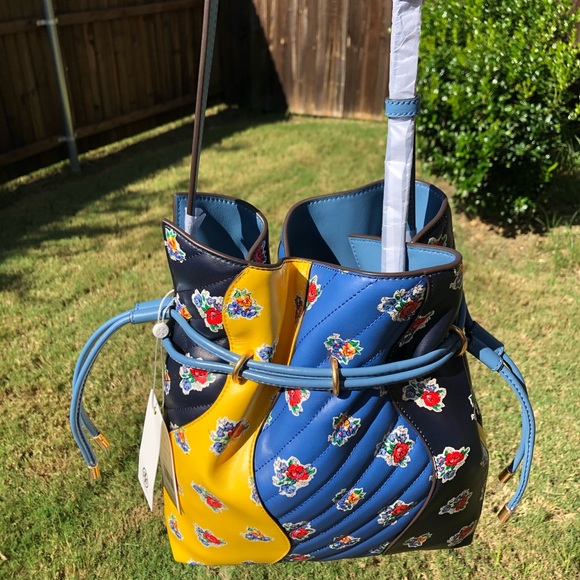 kira chevron floral patchwork bucket bolsa